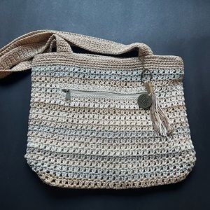 The Sak Stripe Riviera Crochet Tote tan gray LIKE NEW one small blemish bottom